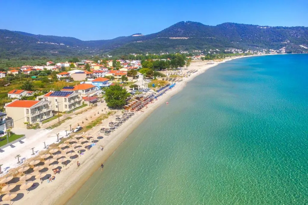 Tiara Holidays - Iliorama Seaside Luxury Suites & Apartments - plaža